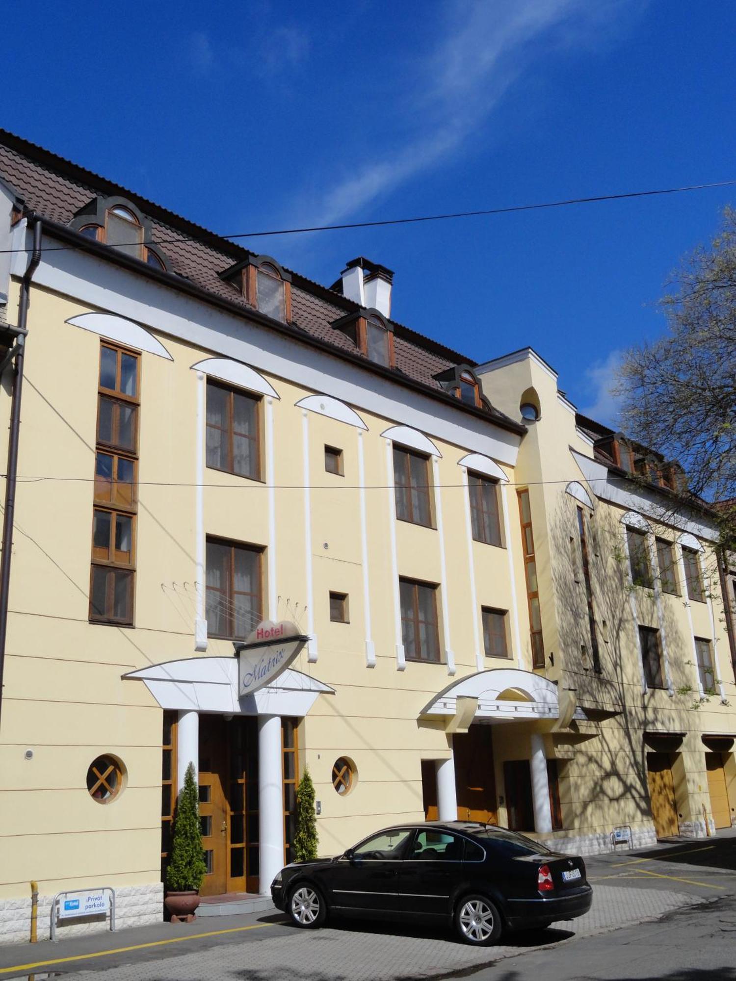 Hotel Matrix Szeged Exterior photo